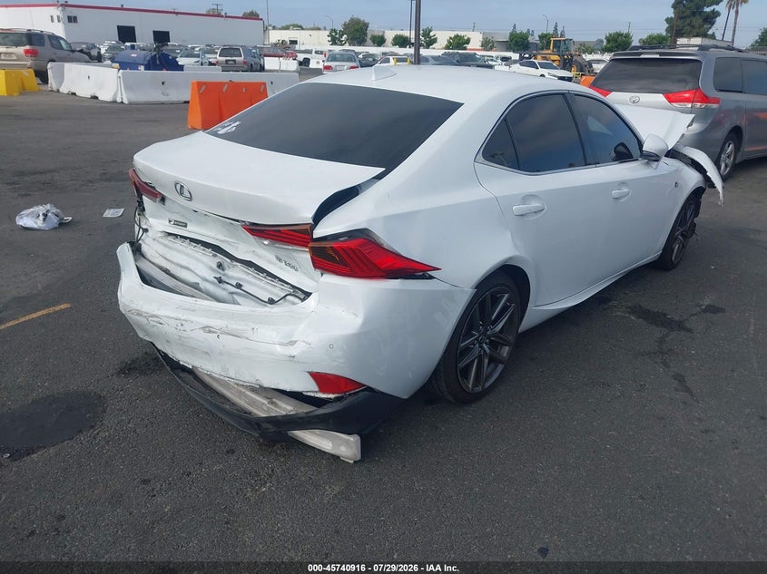 2018 LEXUS IS 300 auction photo 4