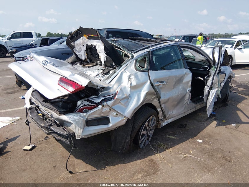 2019 KIA OPTIMA auction photo 4
