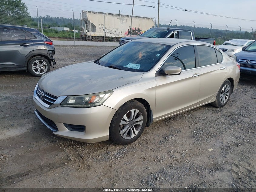 2015 Honda Accord, Right Front, IAAI, VIN 1HGCR2F31FA250755 — photo 2