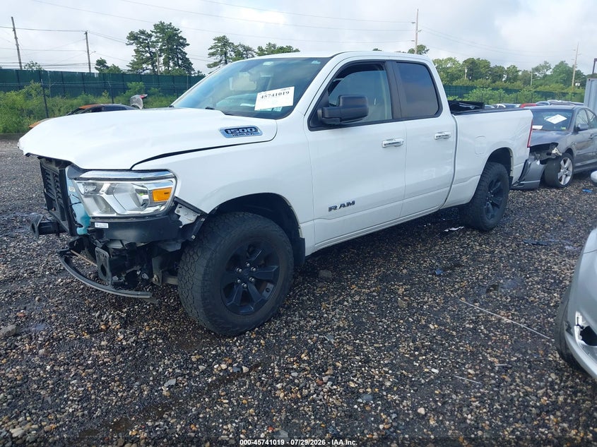 Vin: 1c6srfbt3ln218019, lot: 46239723, ram 1500 big horn  4x4 6'4 box 20202