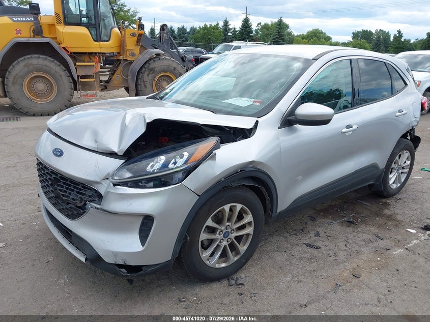 Vin: 1fmcu9g67luc75017, lot: 46239724, ford escape se 20202