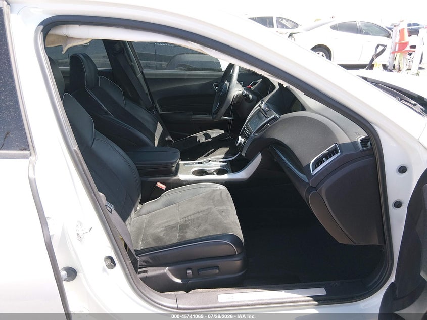 2018 ACURA TLX auction photo 5