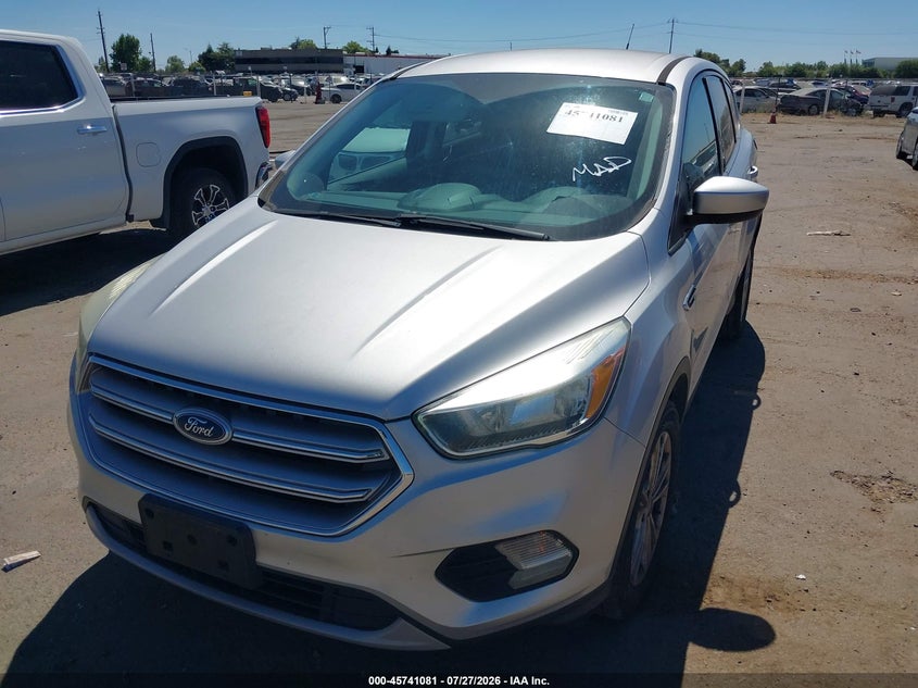 2017 FORD ESCAPE auction photo 2