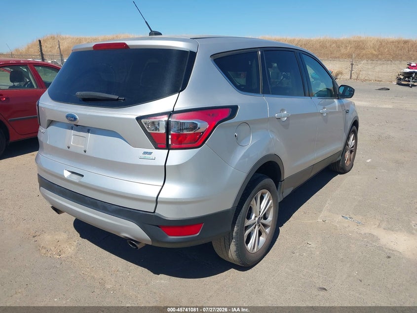 2017 FORD ESCAPE auction photo 4