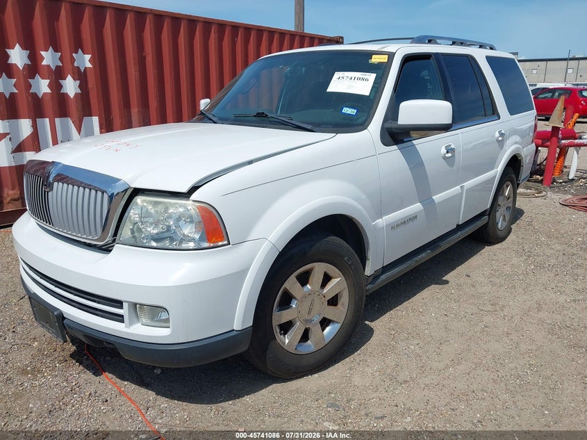 2006 LINCOLN NAVIGATOR auction photo 2