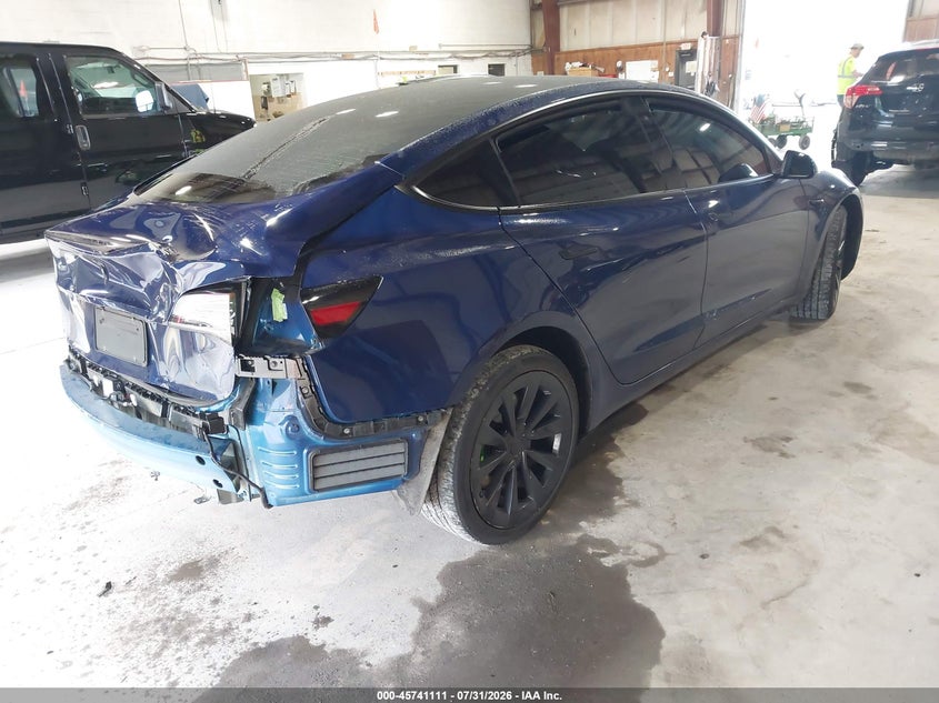 2022 TESLA MODEL 3 auction photo 4