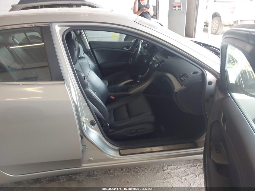 2010 ACURA TSX auction photo 5