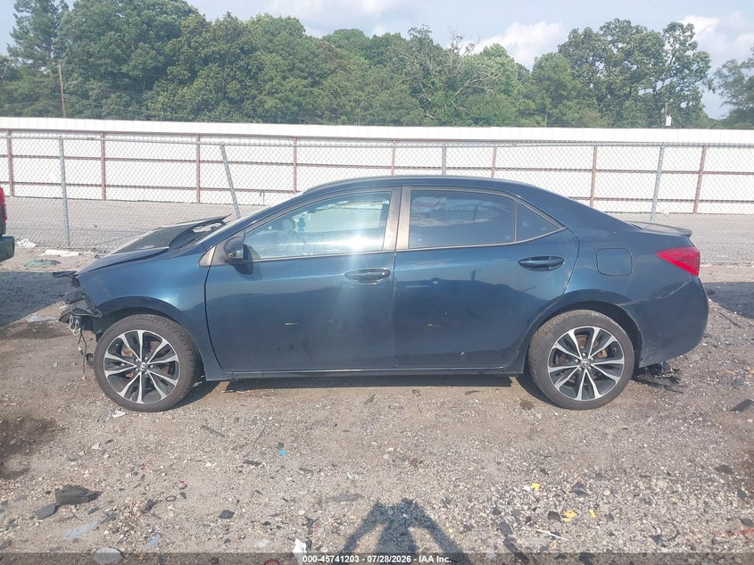 TOYOTA COROLLA - zdjęcie 14