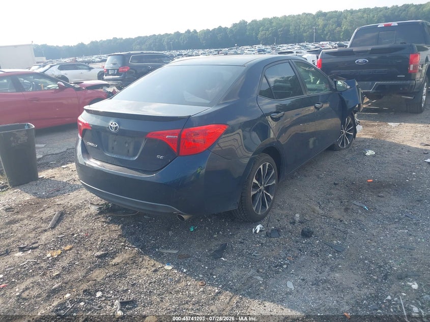 2017 TOYOTA COROLLA auction photo 4