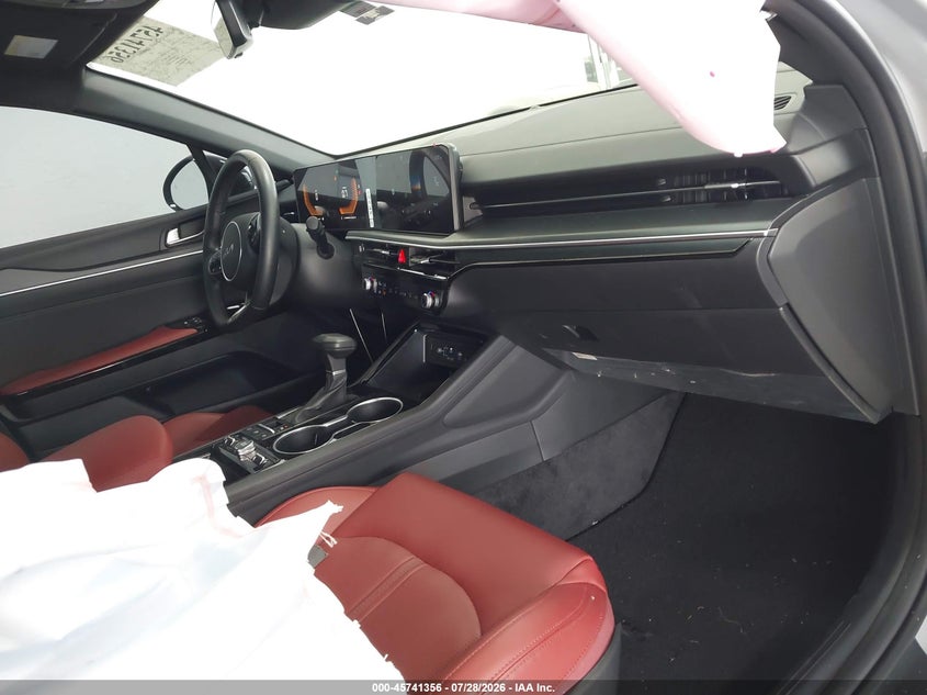 2026 KIA K5 auction photo 5