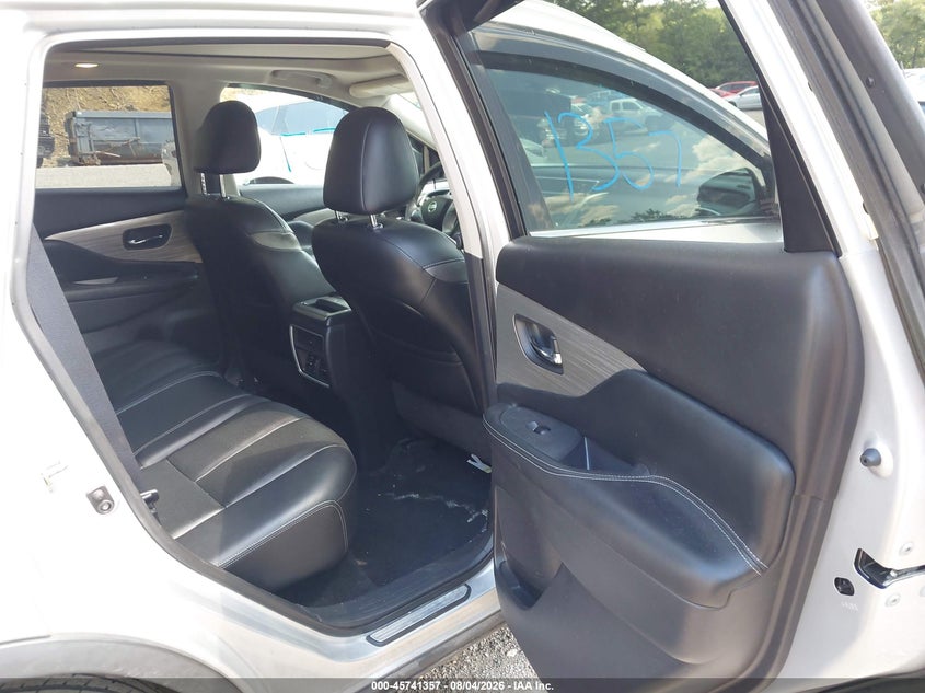 2016 NISSAN MURANO auction photo 8