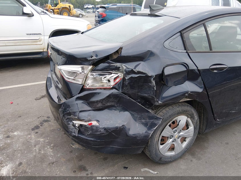 2016 CHEVROLET CRUZE auction photo 6
