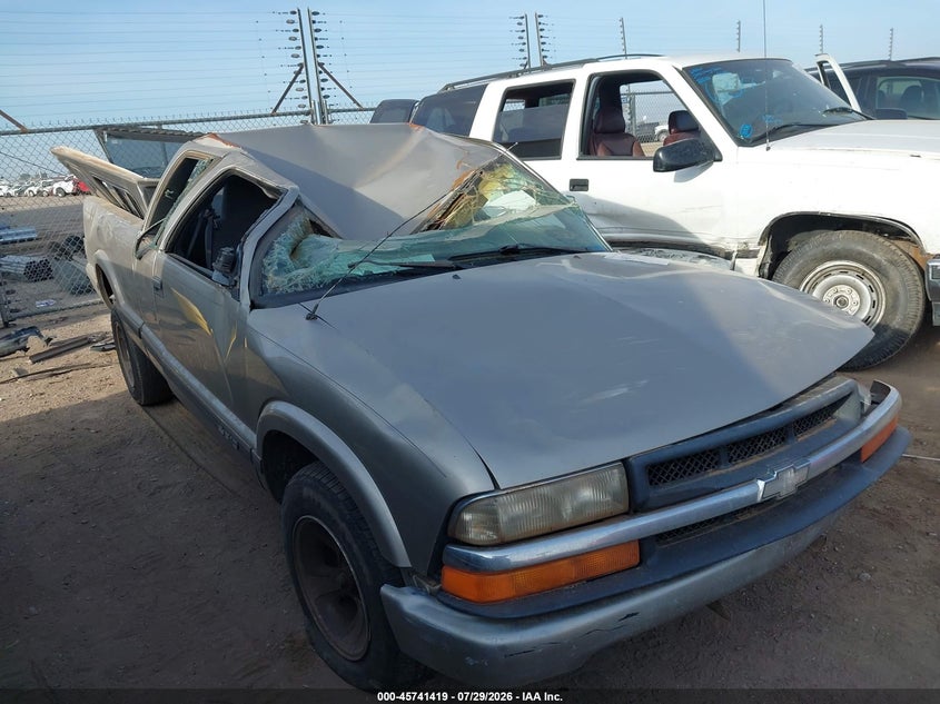 1999 CHEVROLET S-10 LS
