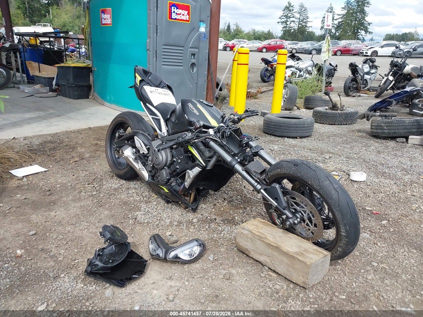 2022 Triumph Motorcycle Street Triple