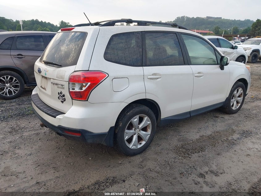 Vin: jf2sjadc1fh482313, lot: 46240191, subaru forester 2.5i premium 20154