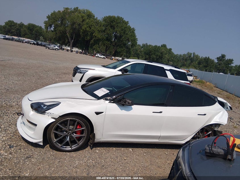 2022 TESLA MODEL 3 PERFORMANCE DUAL MOTOR ALL-WHEEL DRIVE · Фото 14