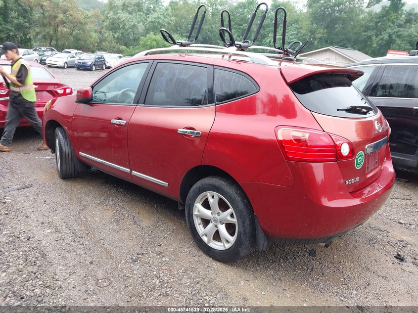 2011 NISSAN ROGUE auction photo 3