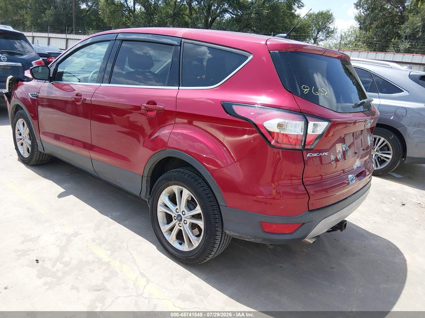 Vin: 1fmcu0g99hud38602, lot: 46240252, ford escape se 20173