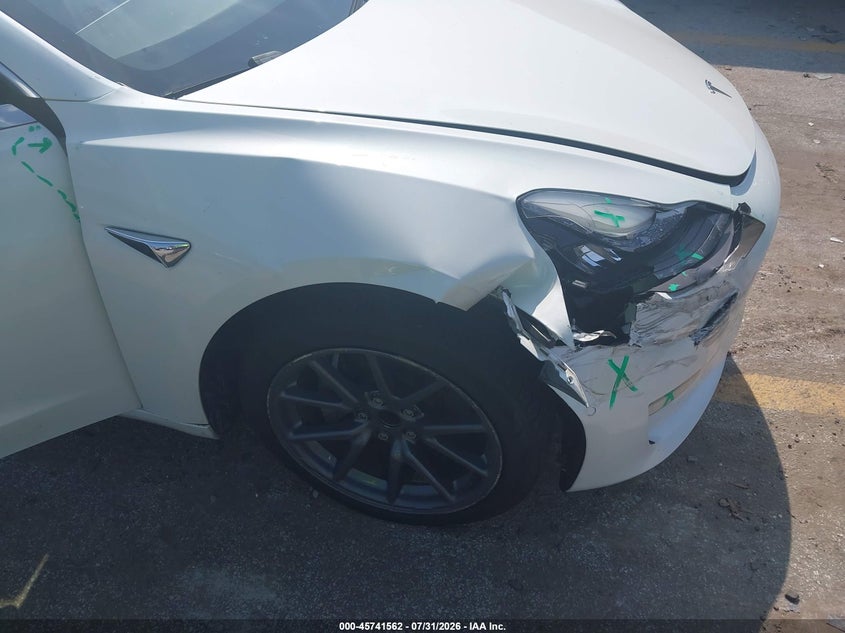 2020 TESLA MODEL 3 auction photo 6