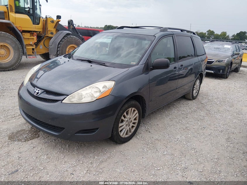 Vin: 5tdkk4cc1as307353, lot: 46240272, toyota sienna le 20102