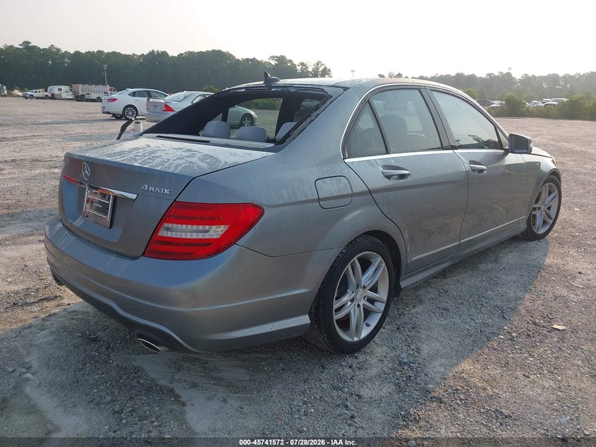 2013 MERCEDES-BENZ C 300 auction photo 4