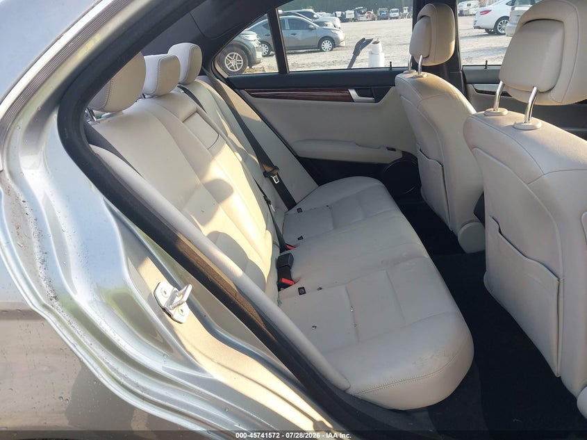 2013 MERCEDES-BENZ C 300 auction photo 8