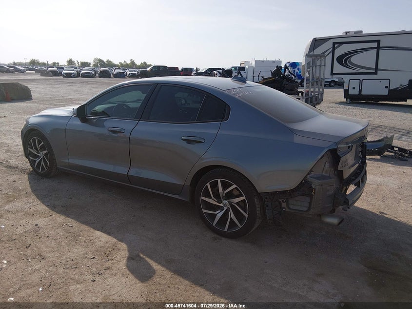 2019 VOLVO S60 auction photo 3