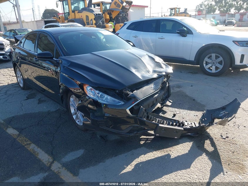 Vin: 3fa6p0lu8lr219206, lot: 46240314, ford fusion hybrid se 2020 img_1