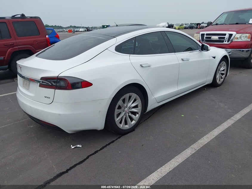 TESLA MODEL S - zdjęcie 4