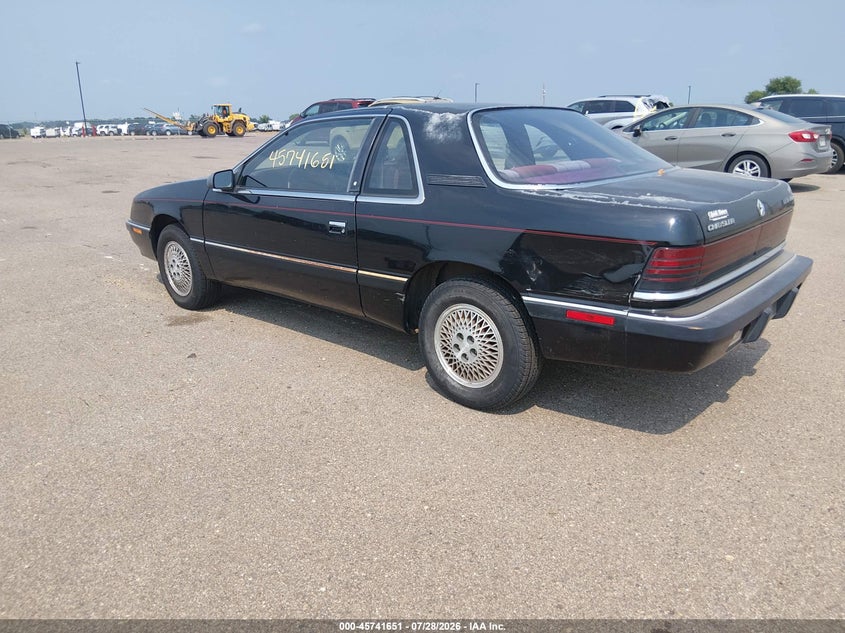 1989 CHRYSLER LEBARON auction photo 3