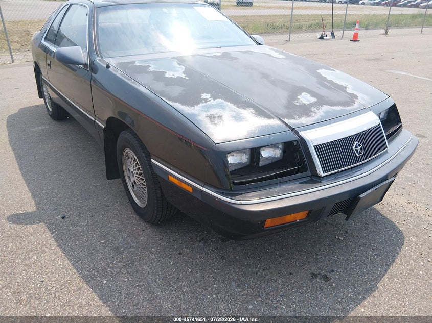 1989 CHRYSLER LEBARON auction photo 6