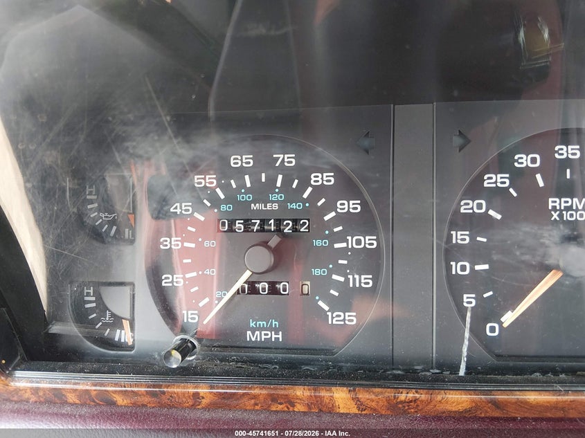 1989 CHRYSLER LEBARON auction photo 7