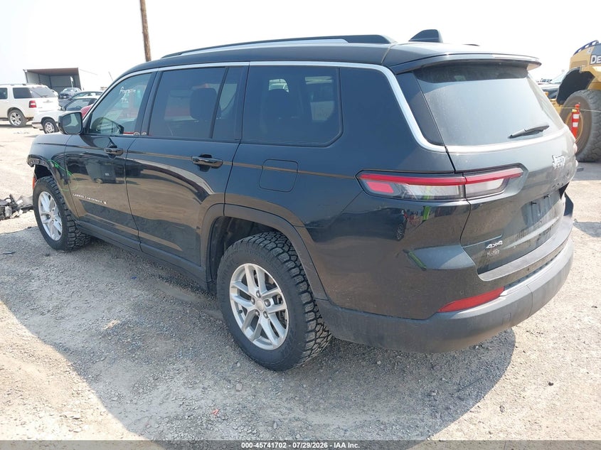 2023 JEEP GRAND CHEROKEE L auction photo 3