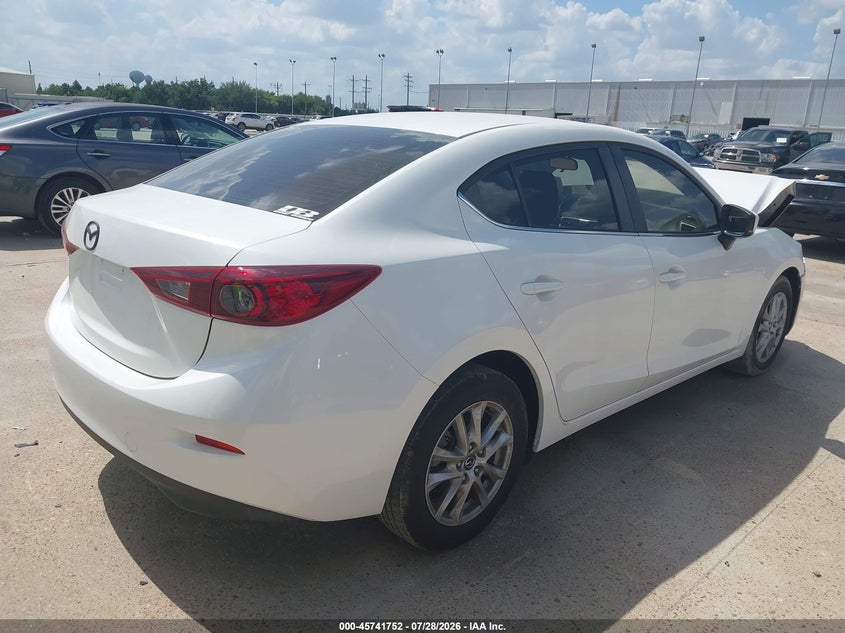 2018 MAZDA MAZDA3 auction photo 4