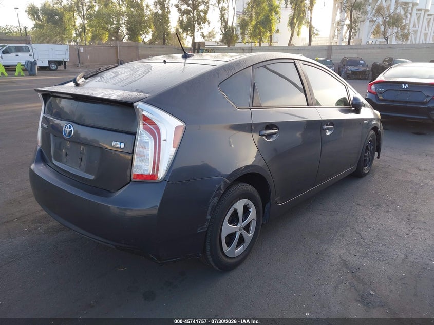 Vin: jtdkn3du4f0480481, lot: 46240461, toyota prius three 20154