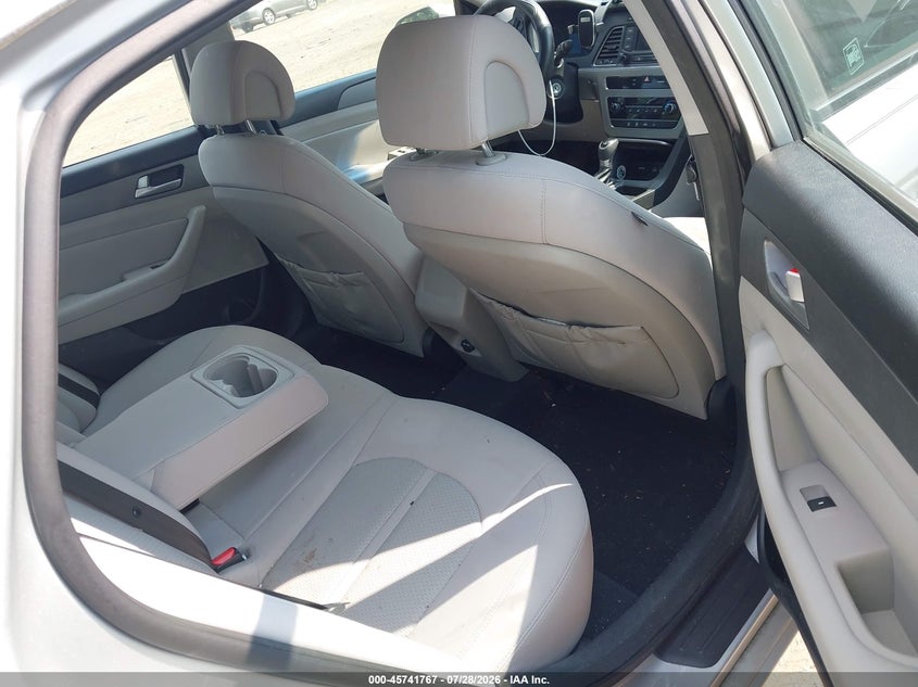 2015 HYUNDAI SONATA auction photo 8