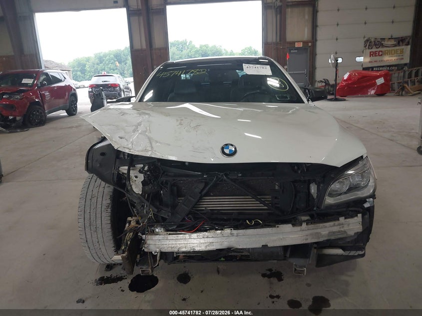 2012 BMW 750LI auction photo 6