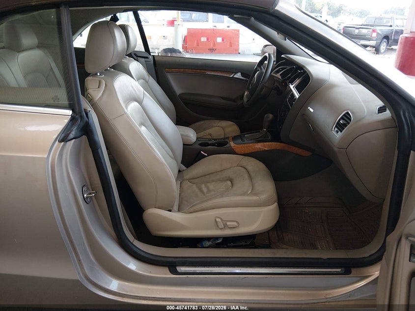 2010 AUDI A5 auction photo 5