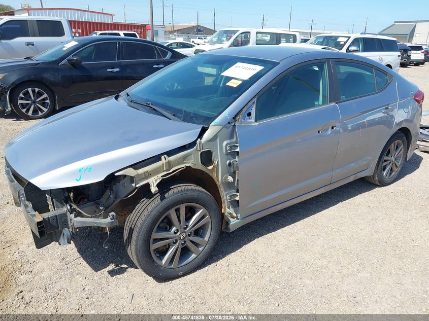 Vin: 5npd84lf8hh002160, lot: 46240543, hyundai elantra se 20172