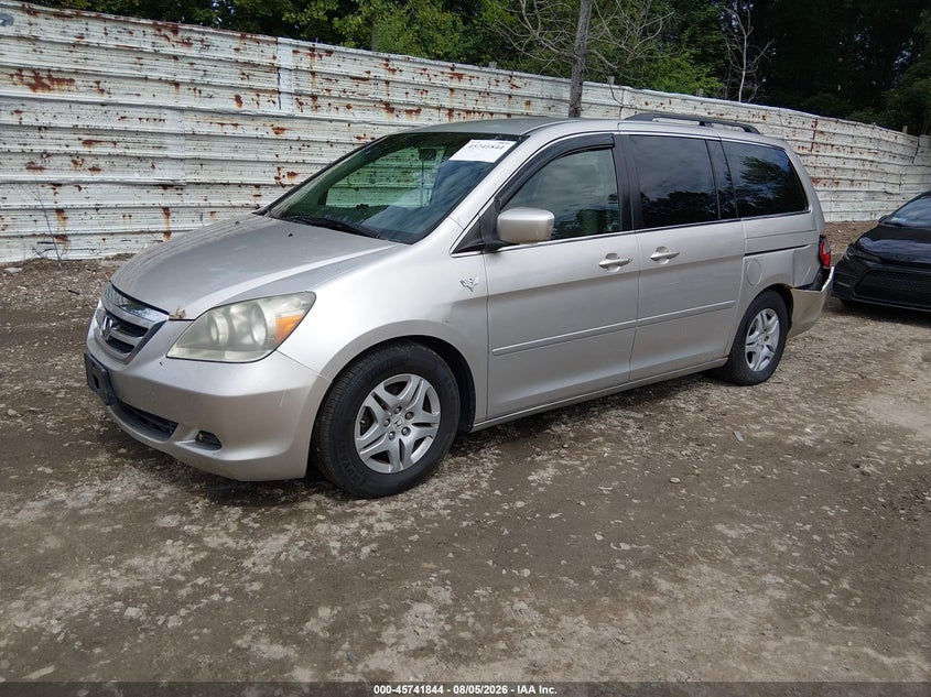 2007 Honda Odyssey, Левый зад, IAAI, VIN 5FNRL38427B127657 — фото 2