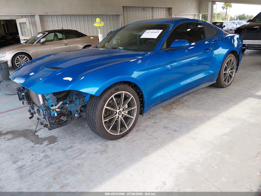 FORD MUSTANG - zdjęcie 2