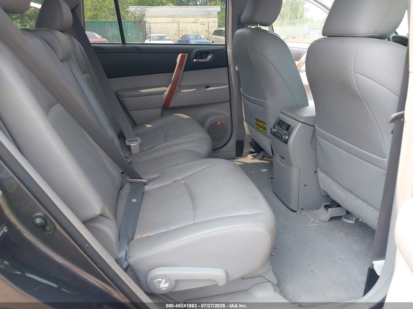 2009 TOYOTA HIGHLANDER auction photo 8