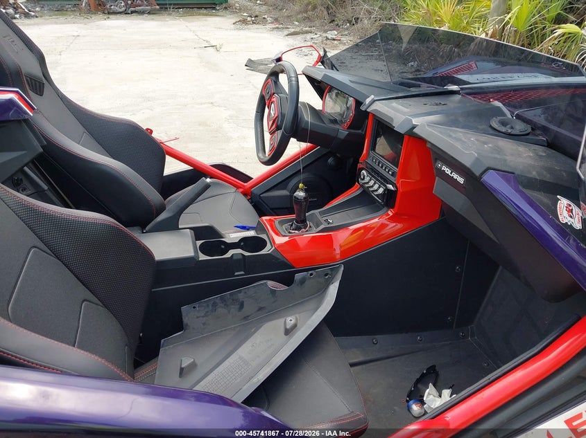 2020 POLARIS SLINGSHOT auction photo 5