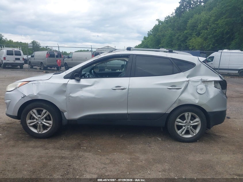 2012 HYUNDAI TUCSON auction photo 6