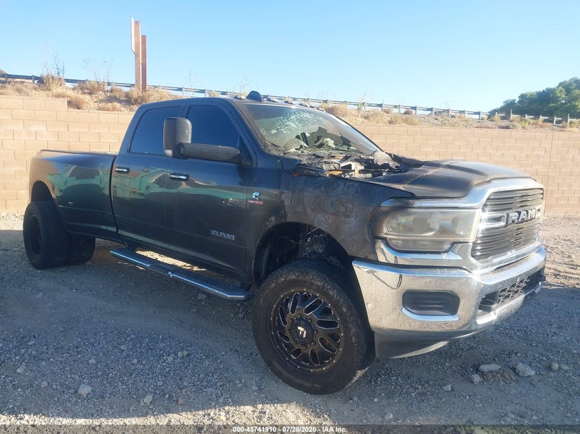 Vin: 3c63rrhlxkg621922, lot: 46240615, ram 3500 big horn  4x4 8' box 2019 img_1