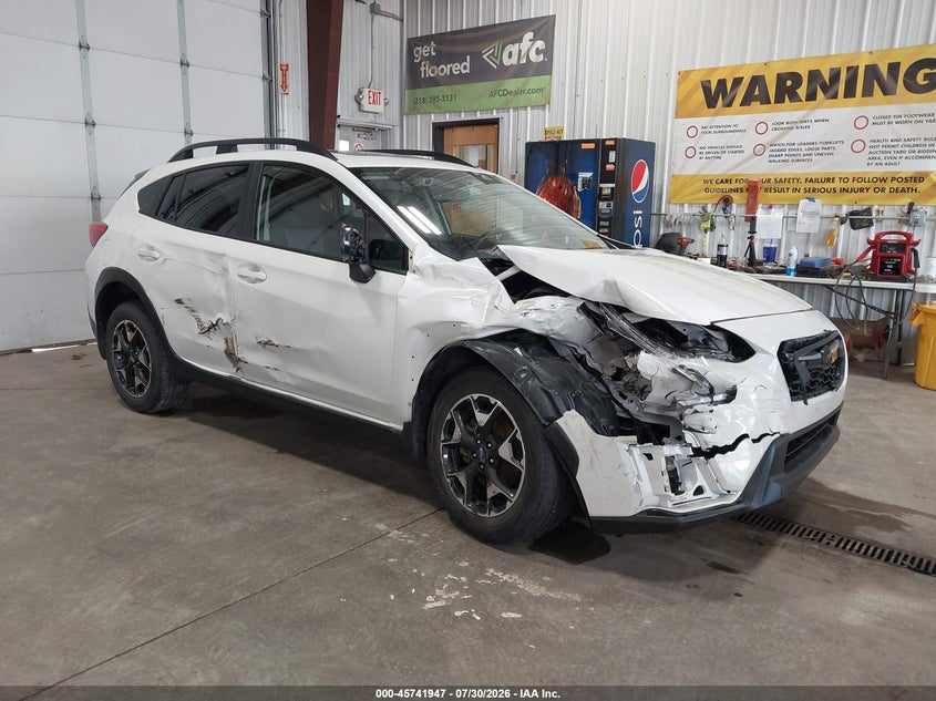 2020 SUBARU CROSSTREK auction photo 1
