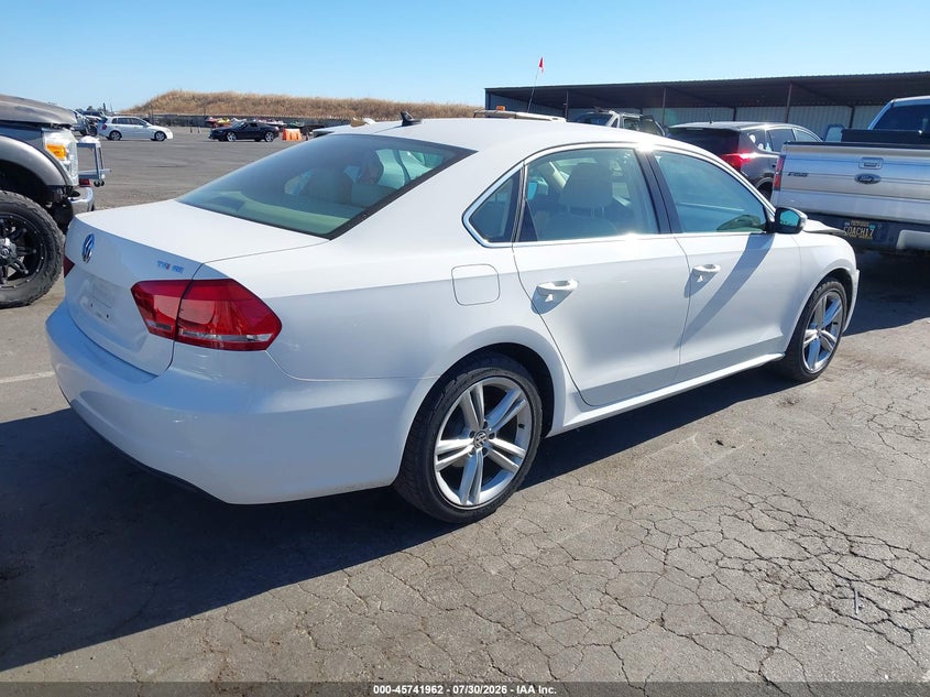 Vin: 1vwbt7a39ec089734, lot: 46240666, volkswagen passat 1.8t se 20144