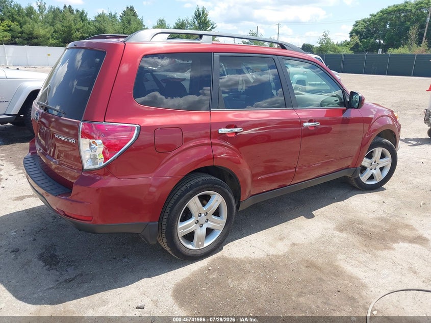 Vin: jf2sh6dc8ah747844, lot: 46240690, subaru forester 2.5x limited 20104