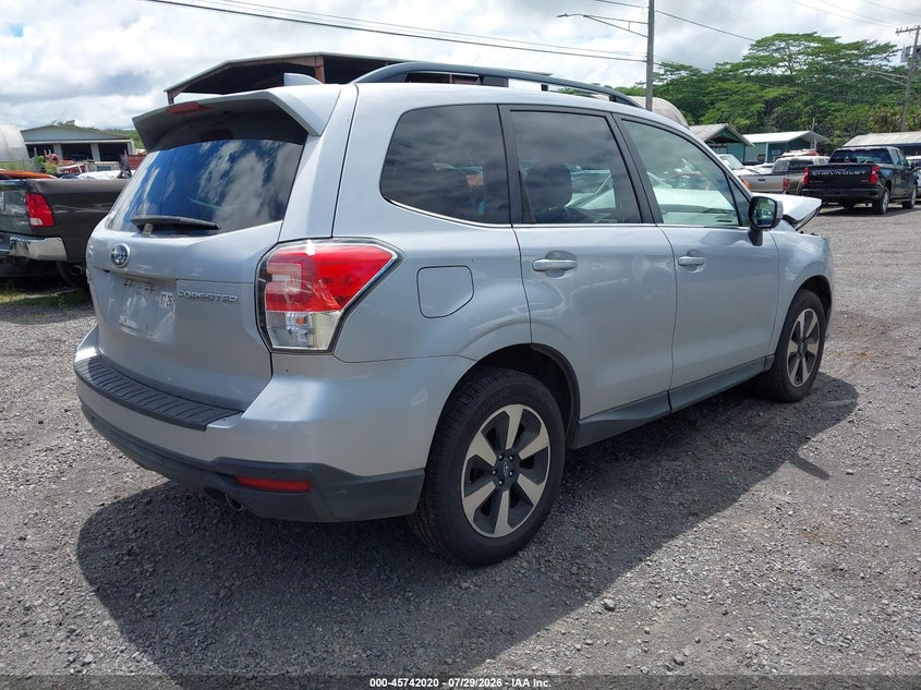 Vin: jf2sjarc9jh455894, lot: 46240724, subaru forester 2.5i limited 20184