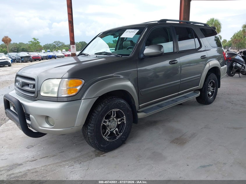 2003 TOYOTA SEQUOIA auction photo 2